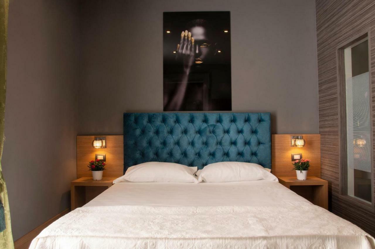 Umberto I° Suite & Spa Neapol Zewnętrze zdjęcie