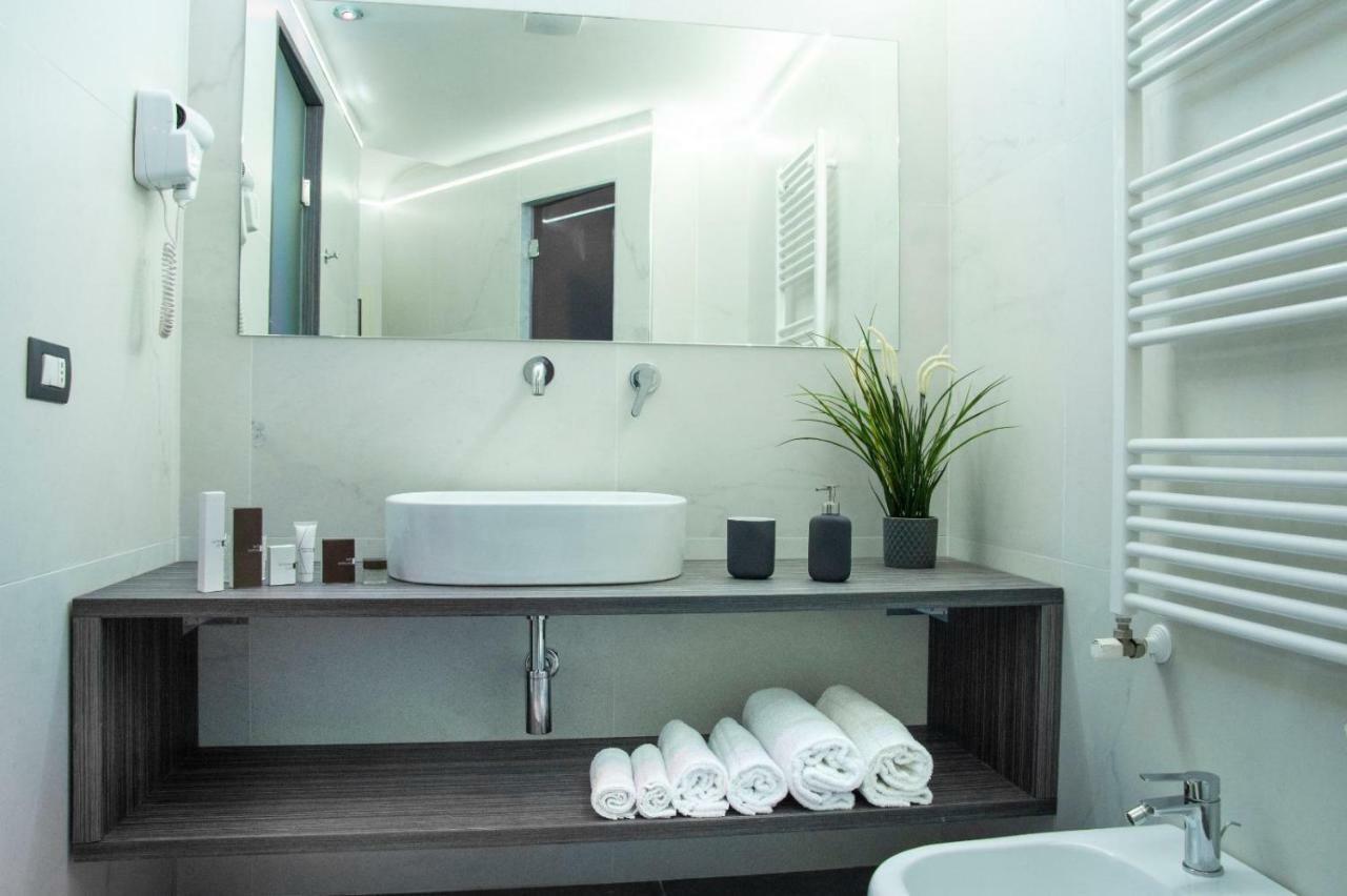 Umberto I° Suite & Spa Neapol Zewnętrze zdjęcie