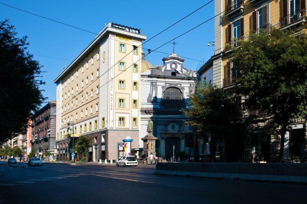 Umberto I° Suite & Spa Neapol Zewnętrze zdjęcie